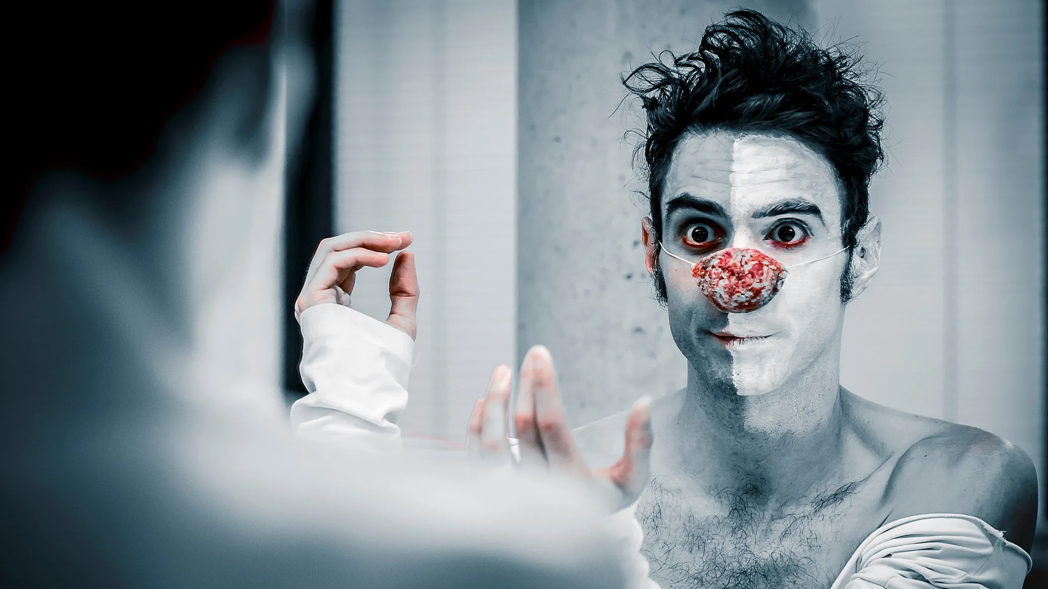 Trop près du mur ©FabienDEBRABANDERE HD.jpg1169